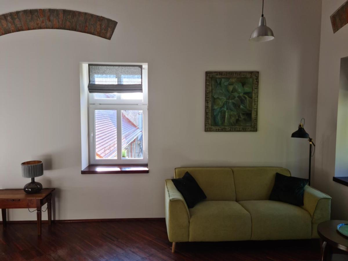 Apartament W Starej Szkole Apartment Srebrna Gora Exterior photo